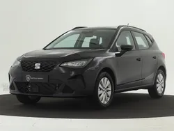 Zwart Nieuw 2024 Seat Arona Style SUV | € 26.990 (Eerlijke prijs)