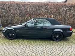 Zwart Gebruikt 2003 BMW 320 Cabriolet Cabriolet | € 5.250