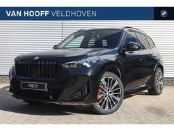 Zwart Nieuw 2025 BMW X1 Comfort Edition SUV | € 73.941 (Duur)