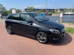 Zwart Gebruikt 2014 Mercedes B180 Ambition MPV | € 15.250 (Eerlijke prijs)
