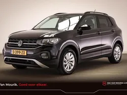 Zwart Gebruikt 2022 VW T-Cross Life SUV | € 22.900 (Goede deal)