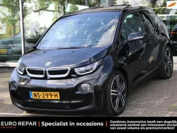 Zwart, metallic lak Gebruikt 2017 BMW i3 Basis Hatchback | € 10.295 (Eerlijke prijs)