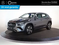 Grijs Gebruikt 2024 Mercedes GLA250 Luxury SUV | € 43.850 (Goede deal)