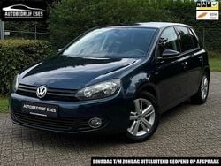 Blauw, metallic lak Gebruikt 2012 VW Golf VII Match Hatchback | € 7.499 (Eerlijke prijs)