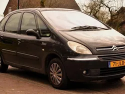 Grijs Gebruikt 2005 Citroën Xsara Picasso MPV | € 999 (Eerlijke prijs)