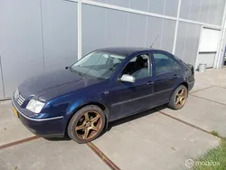 Blauw Gebruikt 2003 VW Bora Sedan | € 799 (Super prijs)