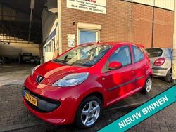 Rood Gebruikt 2008 Peugeot 107 Hatchback | € 2.949 (Eerlijke prijs)