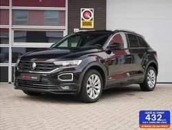 Zwart Gebruikt 2021 VW T-Roc Beats SUV | € 26.950 (Goede deal)