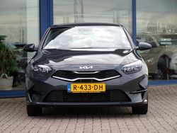Grijs Gebruikt 2022 Kia Ceed Hatchback | € 16.950 (Goede deal)