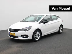 Wit Gebruikt 2021 Opel Astra Business Edition Hatchback | € 14.400 (Eerlijke prijs)