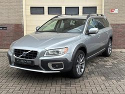 Grijs, metallic lak Gebruikt 2008 Volvo XC70 Summum SUV | € 7.950