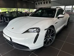 Wit Gebruikt 2024 Porsche Taycan Sport Turismo Sedan | € 77.549 (Super prijs)
