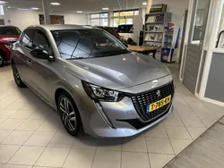 Grijs Gebruikt 2023 Peugeot 208 Allure Hatchback | € 19.950 (Eerlijke prijs)