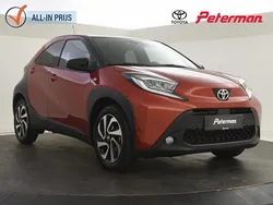 Rood Gebruikt 2024 Toyota Aygo Pulse Hatchback | € 20.899 (Iets duurder)