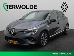 Grijs Gebruikt 2021 Renault Clio V Initiale Paris Hatchback | € 15.840