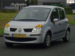 Grijs Gebruikt 2006 Renault Modus MPV | € 1.999 (Iets duurder)