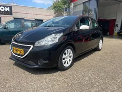 Zwart Gebruikt 2014 Peugeot 208 Hatchback | € 4.795 (Eerlijke prijs)