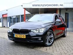 Zwart Gebruikt 2019 BMW 318 Executive Stationwagen | € 17.950 (Super prijs)
