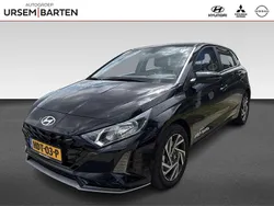 Zwart, metallic lak Gebruikt 2025 Hyundai i20 Comfort Hatchback | € 27.930 (Duur)