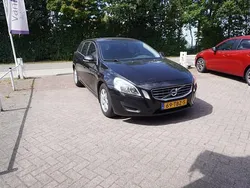 Zwart Gebruikt 2012 Volvo V60 Stationwagen | € 6.444 (Eerlijke prijs)
