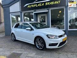 Wit Gebruikt 2015 VW Golf VII Edition Hatchback | € 14.499 (Eerlijke prijs)