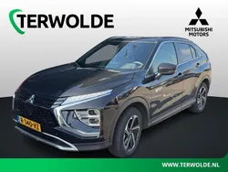 Zwart Gebruikt 2022 Mitsubishi Eclipse Cross Instyle SUV | € 25.345 (Goede deal)