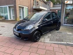 Zwart Gebruikt 2009 Toyota Aygo Comfort Hatchback | € 3.445 (Goede deal)