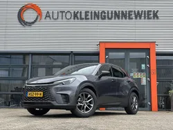 Grijs Nieuw 2025 Lexus LBX Business Edition SUV | € 38.900 (Goede deal)