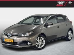 Grijs Gebruikt 2017 Toyota Auris Hybrid Hatchback | € 16.450 (Iets duurder)