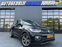Zwart, metallic lak Gebruikt 2021 VW T-Cross R-line SUV | € 22.600 (Eerlijke prijs)
