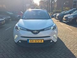 Gebruikt 2018 Toyota C-HR SUV | € 18.900 (Eerlijke prijs)
