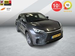 Grijs Gebruikt 2024 Lexus LBX Business Edition SUV | € 35.950 (Eerlijke prijs)