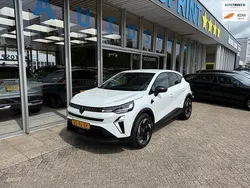 Wit, metallic lak Gebruikt 2025 Renault Captur Techno SUV | € 29.999 (Eerlijke prijs)