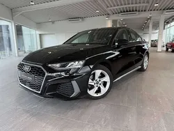 Zwart Gebruikt 2021 Audi A3 S-Line Sedan | € 23.995 (Goede deal)