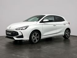 Wit Gebruikt 2024 MG MG3 Luxury Hatchback | € 23.450 (Eerlijke prijs)