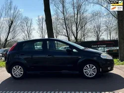Zwart, metallic lak Gebruikt 2006 Fiat Grande Punto Hatchback | € 1.399 (Eerlijke prijs)