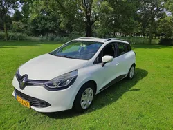 Wit Gebruikt 2013 Renault Clio GrandTour Expression Stationwagen | € 3.949 (Eerlijke prijs)