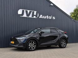 Zwart (metallic) Gebruikt 2025 Toyota C-HR+ SUV | € 30.850