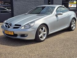 Grijs, metallic lak Gebruikt 2004 Mercedes SLK200 Cabriolet | € 9.950 (Eerlijke prijs)