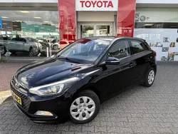 Zwart Gebruikt 2017 Hyundai i20 Comfort Hatchback | € 10.700 (Eerlijke prijs)