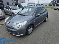 Grijs Gebruikt 2010 Peugeot 206+ Hatchback | € 1.850 (Eerlijke prijs)