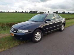 Blauw Gebruikt 2000 Audi A4 Sedan | € 999 (Eerlijke prijs)