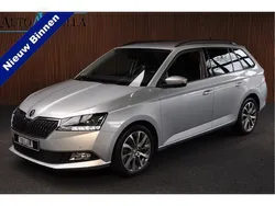 Grijs, metallic lak Gebruikt 2022 Skoda Fabia Stationwagen | € 18.750 (Iets duurder)