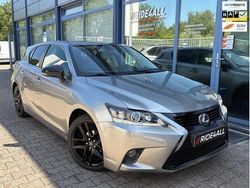 Grijs Gebruikt 2015 Lexus CT200h Executive Line Hatchback | € 17.949 (Eerlijke prijs)