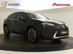 Zwart Gebruikt 2024 Lexus UX 300h Luxury Line SUV | € 41.899