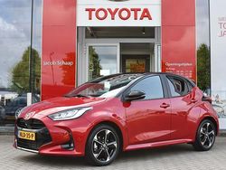 Rood Gebruikt 2025 Toyota Yaris Executive Hatchback | € 34.999