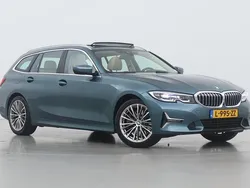Blauw Gebruikt 2019 BMW 330 Executive Stationwagen | € 34.400 (Super prijs)