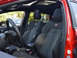 Rood Gebruikt 2018 Ford Fiesta ST Hatchback | € 18.950 (Goede deal)