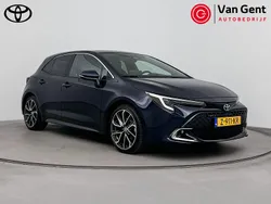 Blauw Gebruikt 2024 Toyota Corolla Hybrid Executive Hatchback | € 37.999 (Eerlijke prijs)