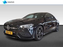 Zwart Gebruikt 2021 Mercedes 200 Business Coupé | € 33.990